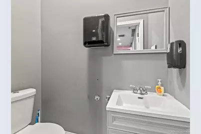 8204 S Stony Island Avenue, Chicago, IL 60617 - Photo 11