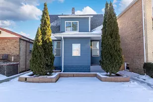 6235 S Kedvale Ave, Chicago, IL 60629 - Photo 1