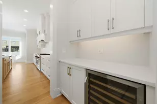 611 S Prospect Ave, Elmhurst, IL 60126 - Photo 7