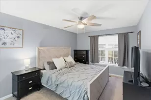 1947 Heron Ave, Schaumburg, IL 60193 - Photo 9