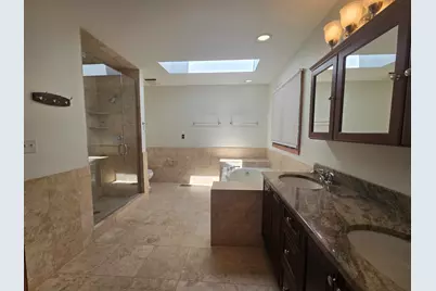 1565 Old Barn Circle, Libertyville, IL 60048 - Photo 15