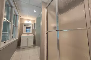 1565 Old Barn Cir, Libertyville, IL 60048 - Photo 27