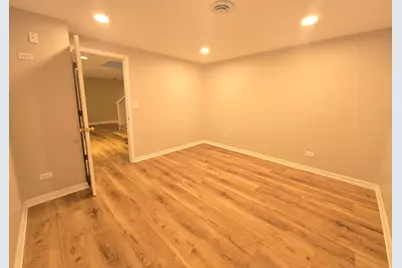 1565 Old Barn Circle, Libertyville, IL 60048 - Photo 25