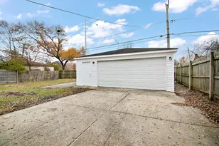 4301 Greenbrier Ln, Richton Park, IL 60471 - Photo 19