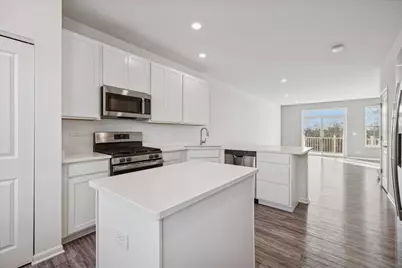 542 Cimmaron Circle, Crystal Lake, IL 60012 - Photo 3