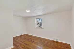 406 Bayliss Ave, Rockford, IL 61101 - Photo 15