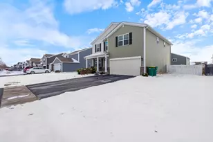 434 S Stonebrook Dr, Romeoville, IL 60446 - Photo 3