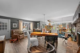 108 N Wheeling Rd, Prospect Heights, IL 60070 - Photo 9