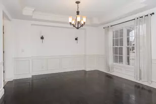 2807 Vrooman Ct, Bloomington, IL 61704 - Photo 5