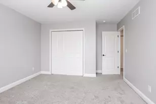 2807 Vrooman Ct, Bloomington, IL 61704 - Photo 37