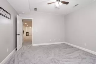 2807 Vrooman Ct, Bloomington, IL 61704 - Photo 43