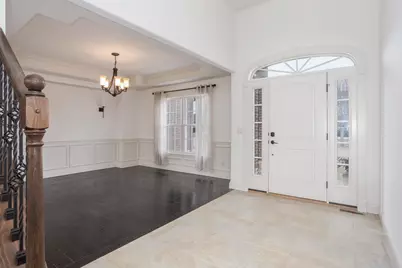 2807 Vrooman Court, Bloomington, IL 61704 - Photo 3