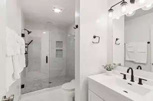 3008 N Spaulding Ave, Chicago, IL 60618 - Photo 17