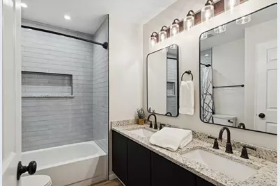 301 Gatewood Lane, Grayslake, IL 60030 - Photo 15