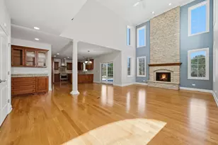 12674 Waterford Dr, Lemont, IL 60439 - Photo 9