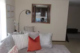 2325 N Neva Ave, Chicago, IL 60707 - Photo 5