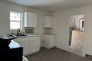 1317 Horace Ave, Rockford, IL 61103 - Photo 7