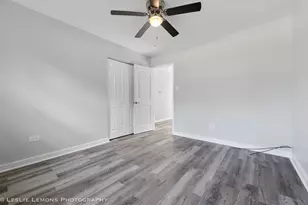 7653 S Roberts Rd, Bridgeview, IL 60455 - Photo 11