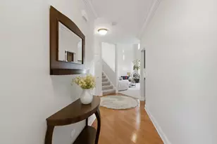 317 Nicole Way, Itasca, IL 60143 - Photo 3