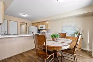 103 Locksley Dr, Streamwood, IL 60107 - Photo 5