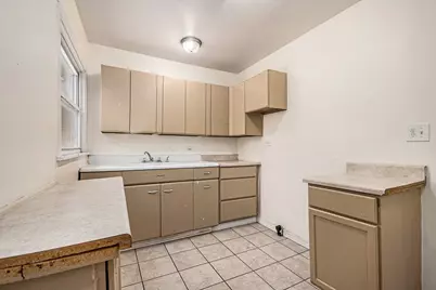 3223 N Osage Avenue, Chicago, IL 60634 - Photo 5