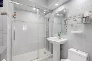 105 King Ln, Des Plaines, IL 60016 - Photo 17