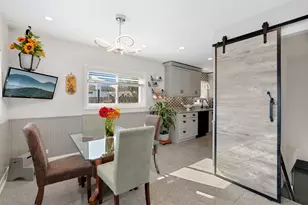 105 King Ln, Des Plaines, IL 60016 - Photo 11