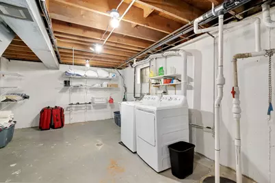 105 King Lane, Des Plaines, IL 60016 - Photo 19