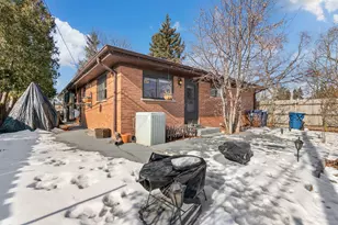 105 King Ln, Des Plaines, IL 60016 - Photo 25