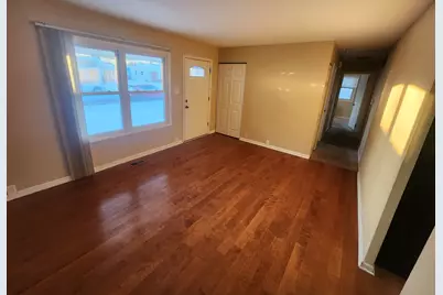 423 Dalhart Avenue, Romeoville, IL 60446 - Photo 5