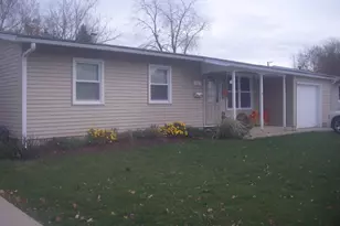 423 Dalhart Ave, Romeoville, IL 60446 - Photo 3