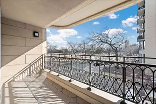 2550 N Lakeview Ave, Chicago, IL 60614 - Photo 17