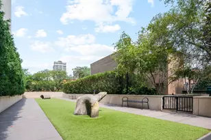 2550 N Lakeview Ave, Chicago, IL 60614 - Photo 41