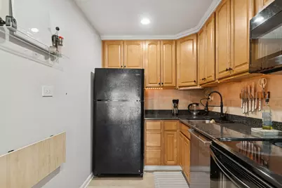 701 N Milwaukee Avenue #4R, Chicago, IL 60642 - Photo 9