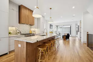 2246 W Lyndale St, Chicago, IL 60647 - Photo 3