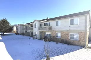 305 Crestview Dr, Wauconda, IL 60084 - Photo 19