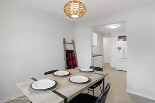 440 Raintree Ct, Glen Ellyn, IL 60137 - Photo 11