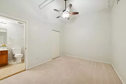 [Address not provided], Chicago, IL 60605 - Photo 17