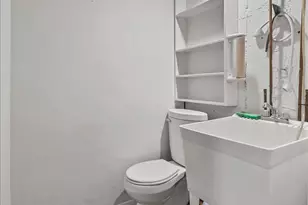 1034 W New York St, Aurora, IL 60506 - Photo 23