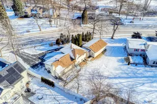 28W313 Batavia Rd, Warrenville, IL 60555 - Photo 39