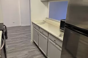 1840 Huntington Blvd, Hoffman Estates, IL 60169 - Photo 15