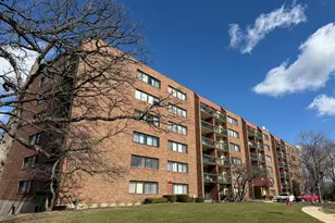 1840 Huntington Blvd, Hoffman Estates, IL 60169 - Photo 1