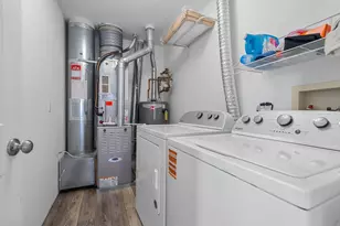 1281 Merrimack Ct, Crystal Lake, IL 60014 - Photo 17