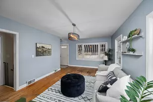 2153 14th St, Rock Island, IL 61201 - Photo 5