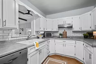 2153 14th St, Rock Island, IL 61201 - Photo 13