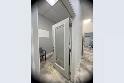 [Address not provided], Chicago, IL 60609 - Photo 5