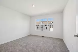 907 Briar Gln Ct, Hampshire, IL 60140 - Photo 9