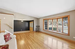 15317 Orchard Ln, Oak Forest, IL 60452 - Photo 3