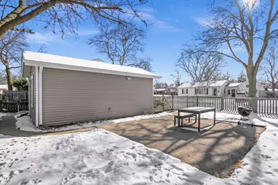 817 E Forest Avenue, Wheaton, IL 60187 - Photo 29