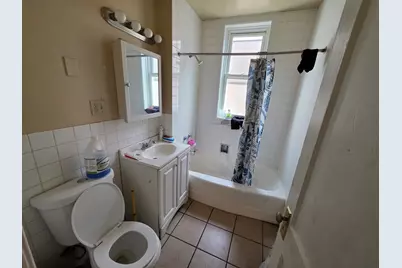 3742 W Montrose Avenue, Chicago, IL 60618 - Photo 3